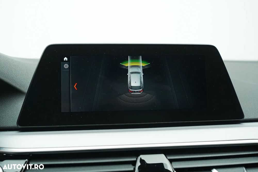 BMW Seria 5 520d xDrive Aut. - 26