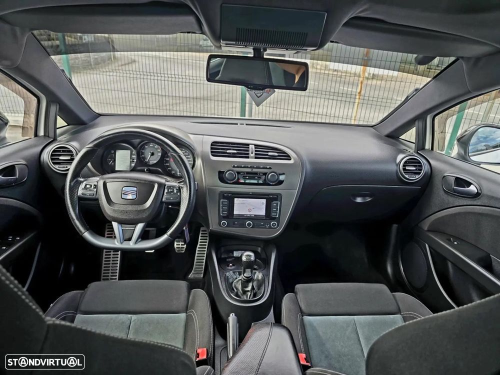 SEAT Leon 2.0 T FSI Cupra R - 17