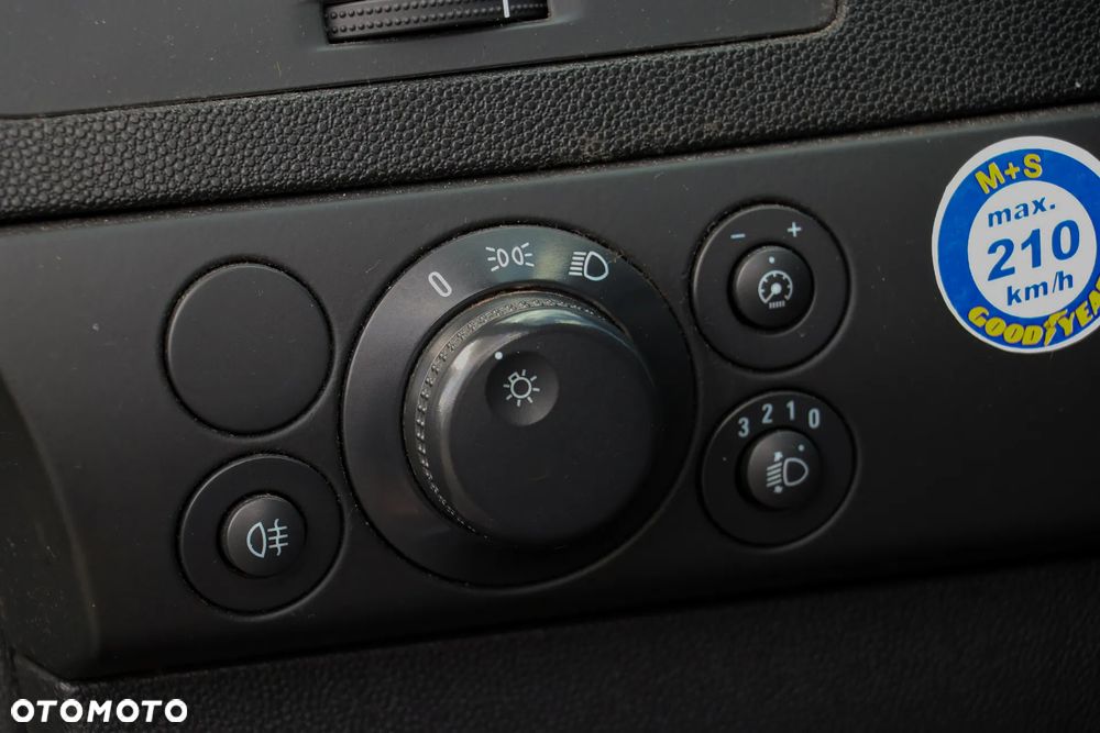 Opel Astra 1.6 Exklusiv - 26