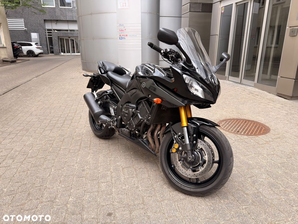Yamaha FZ8 - 1