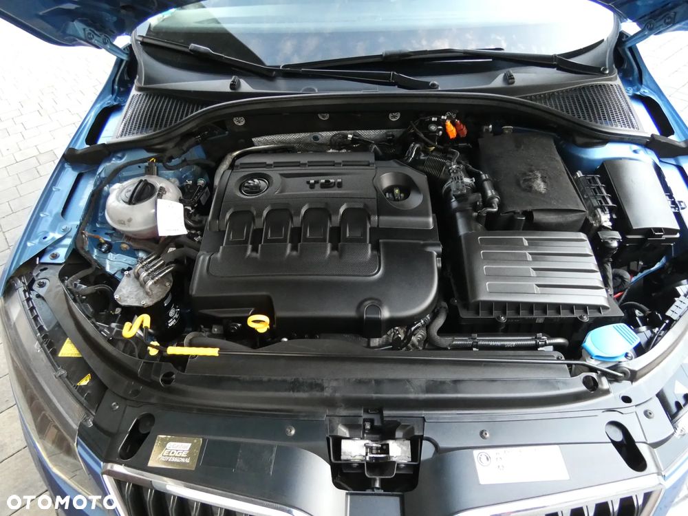 Skoda Octavia 1.6 TDI Elegance - 35