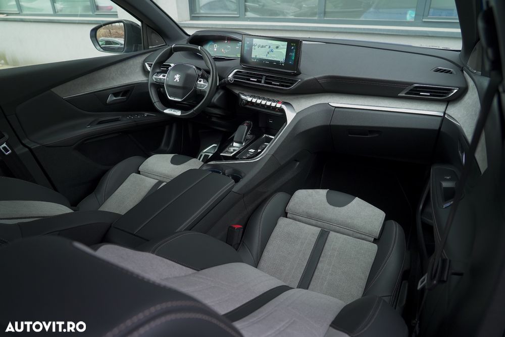 Peugeot 3008 225 e-EAT8 GT Pack - 19