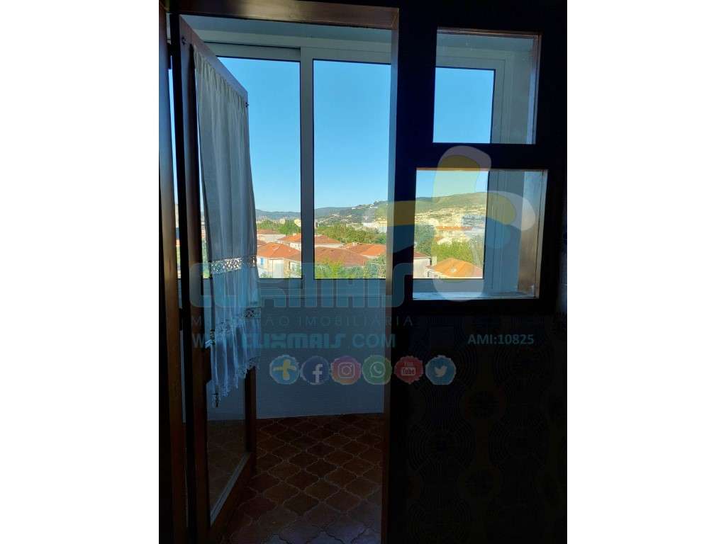 Fantástico Apartamento T3 com Terraço e Vistas Deslumbrantes em Braga! - Grande imagem: 4/16