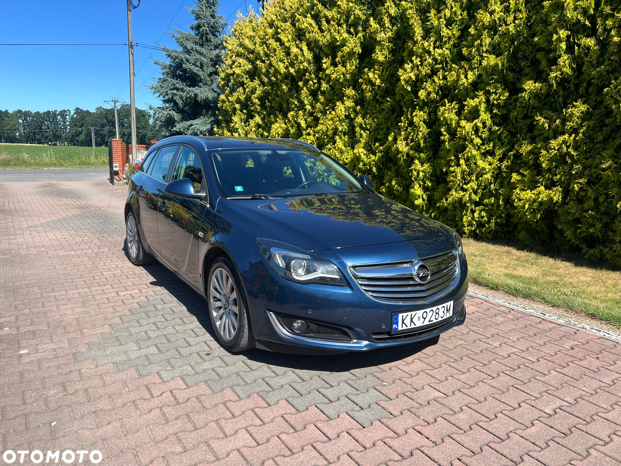 Opel Insignia 1.4 Turbo Sports Tourer ecoFLEXStart/Stop Business Edition - 2