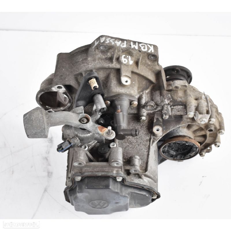 Caixa velocidades VW Passat 1.9TDi/ Ref: HNV - 1