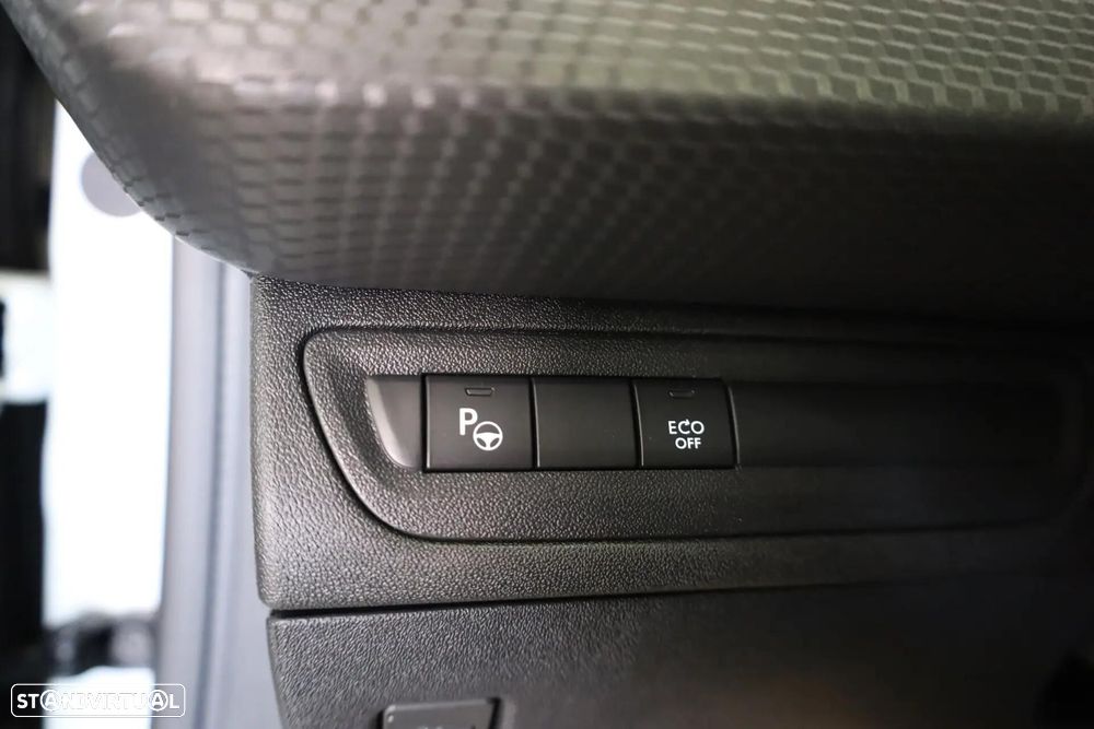 Peugeot 208 1.2 PureTech Allure EAT6 - 35