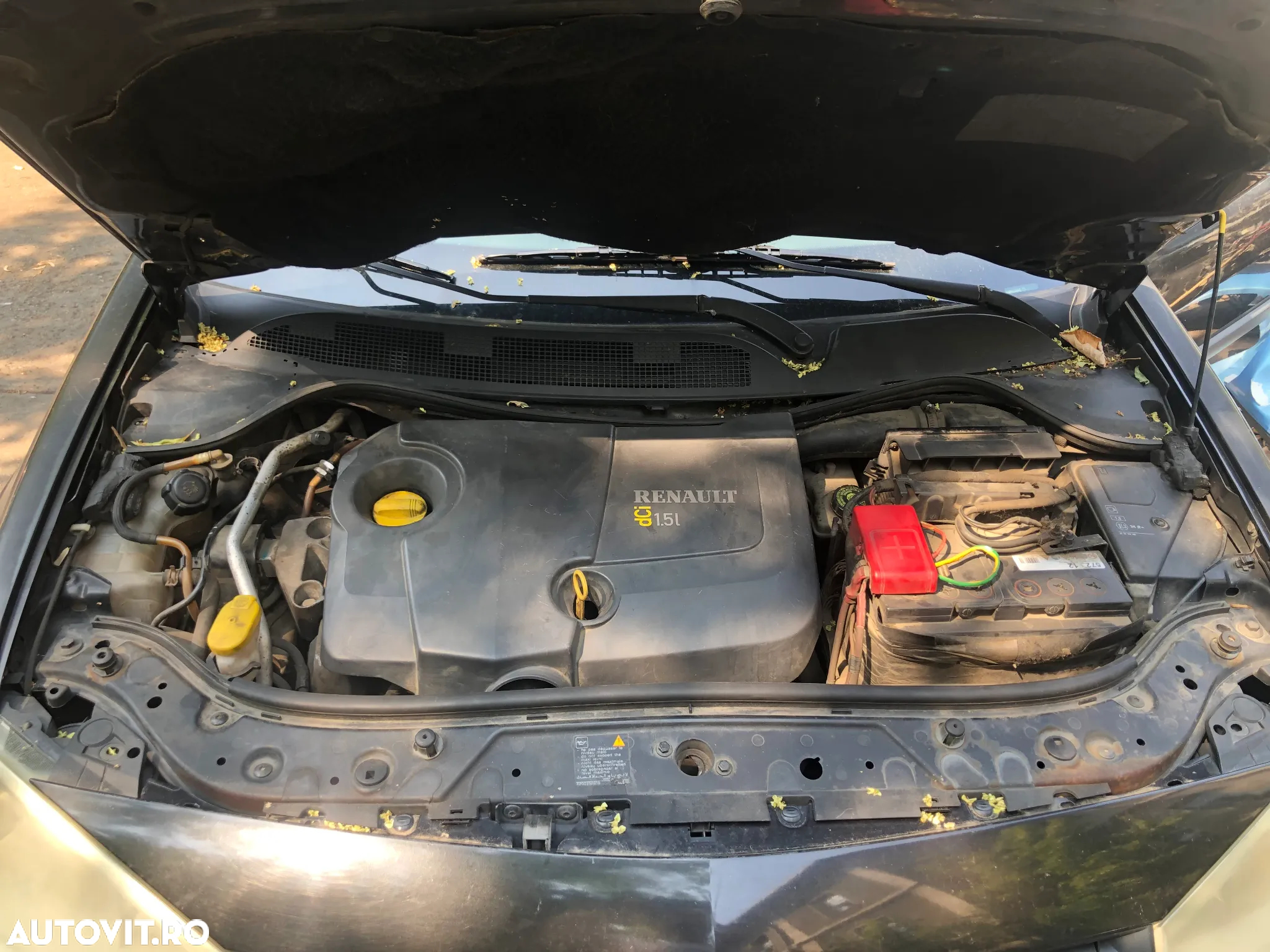 Dezmembrez Renault Megane II 2005 negru 1,5 DCI Euro 3 - 5
