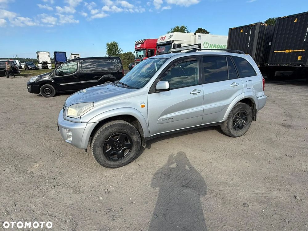 Toyota RAV4 D-4D 4x4 - 2