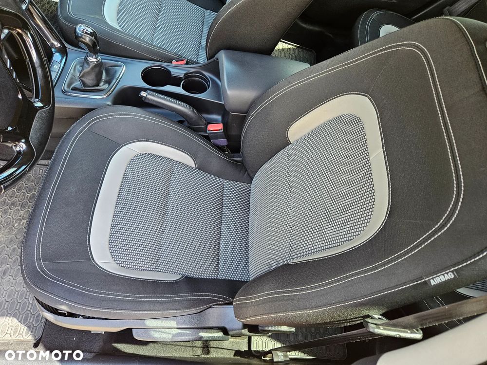 Kia Ceed 1.6 GDI L Business Line - 15