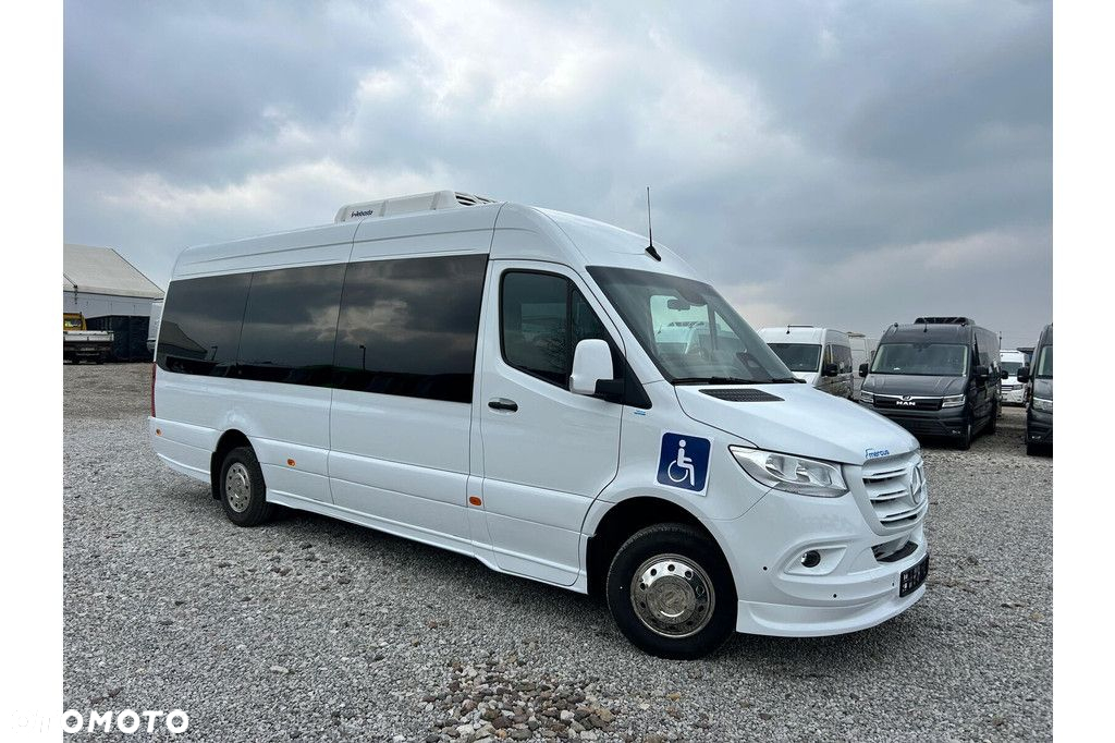 Mercedes-Benz Sprinter 517 - 2