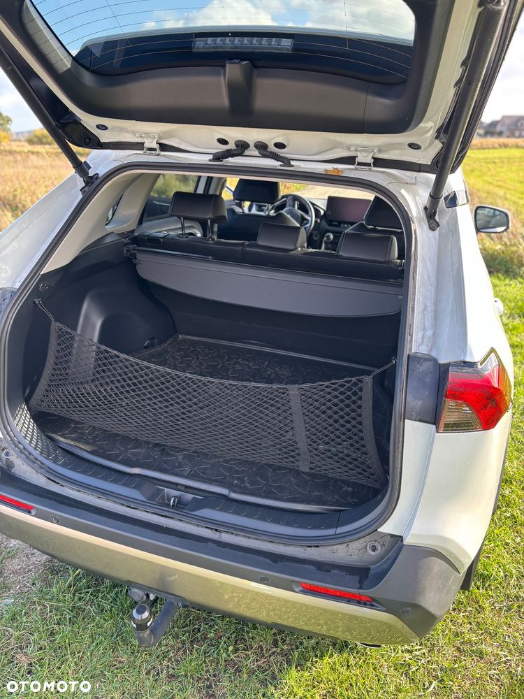 Toyota RAV4 - 6