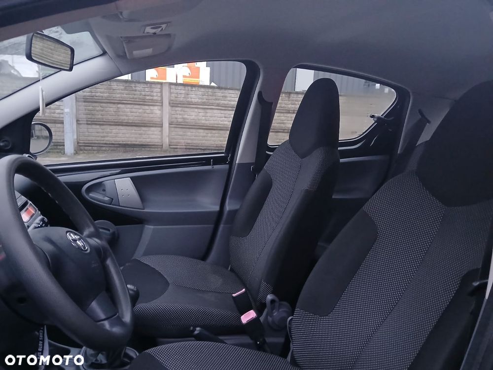 Toyota Aygo - 24