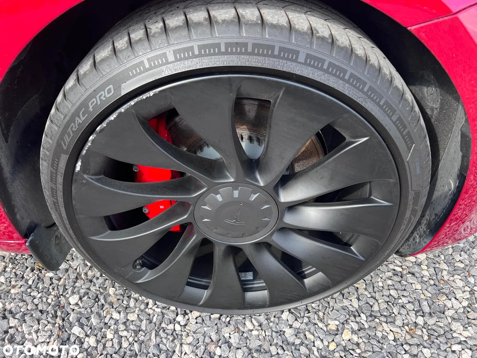Tesla Model 3 Performance AWD - 28