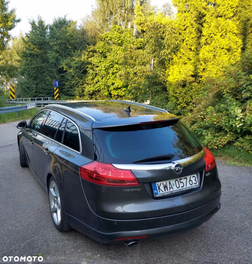 Opel Insignia 2.0 CDTI Sports Tourer - 9