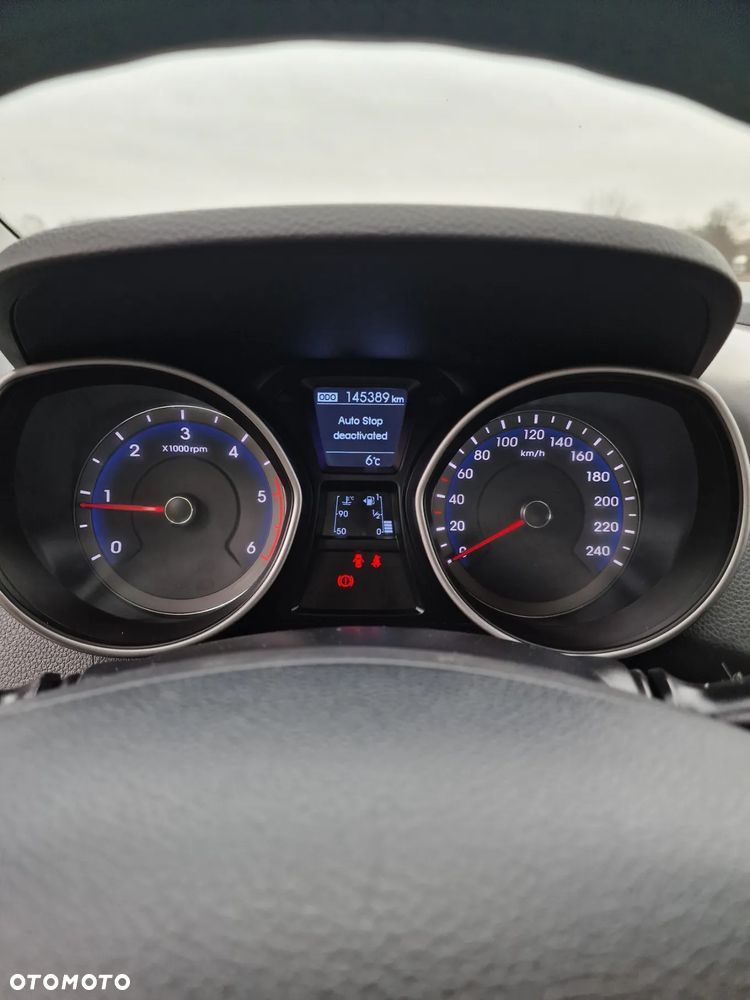 Hyundai i30 blue 1.6 CRDi Classic - 11