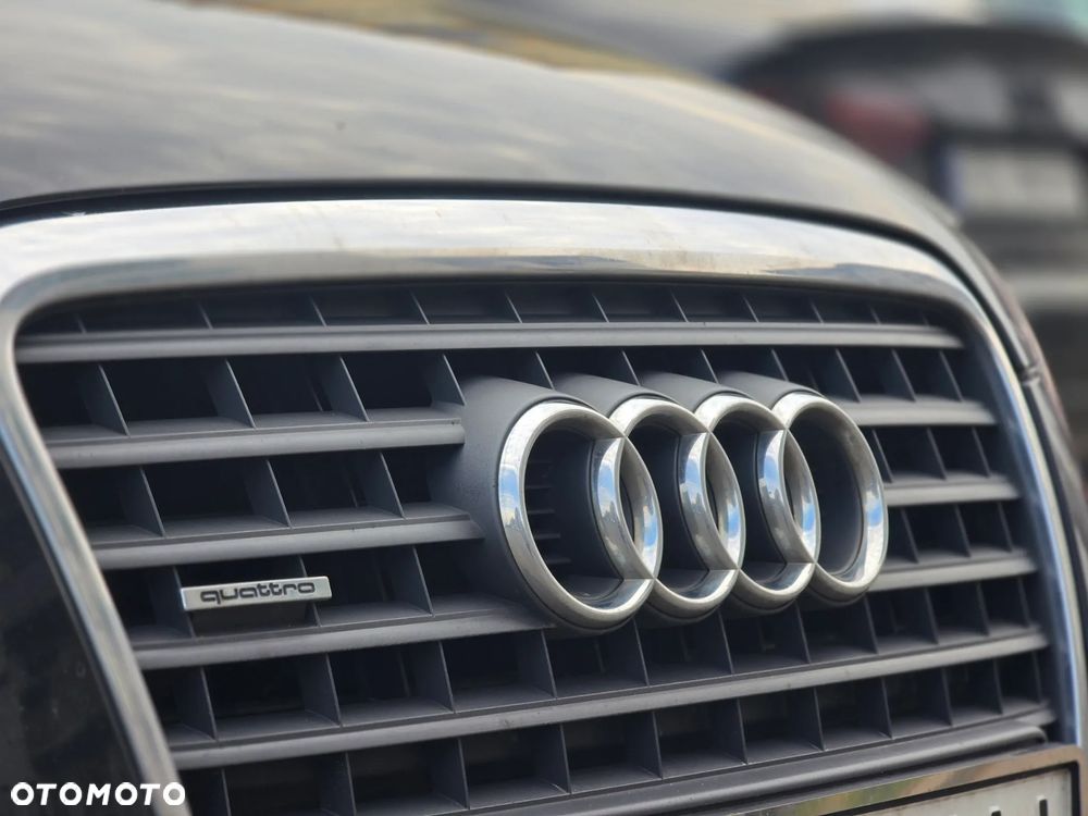 Audi A6 Avant 2.7 TDI DPF quattro tiptronic - 13