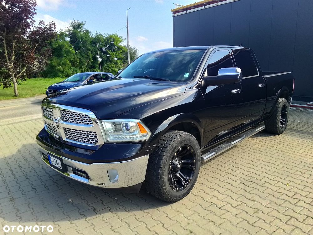 Dodge RAM ver-5-7-crew-cab-longbed-laramie-black - 1