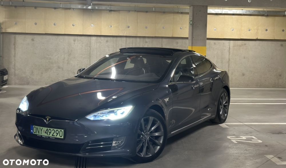 Tesla Model S Long Range Plus - 1