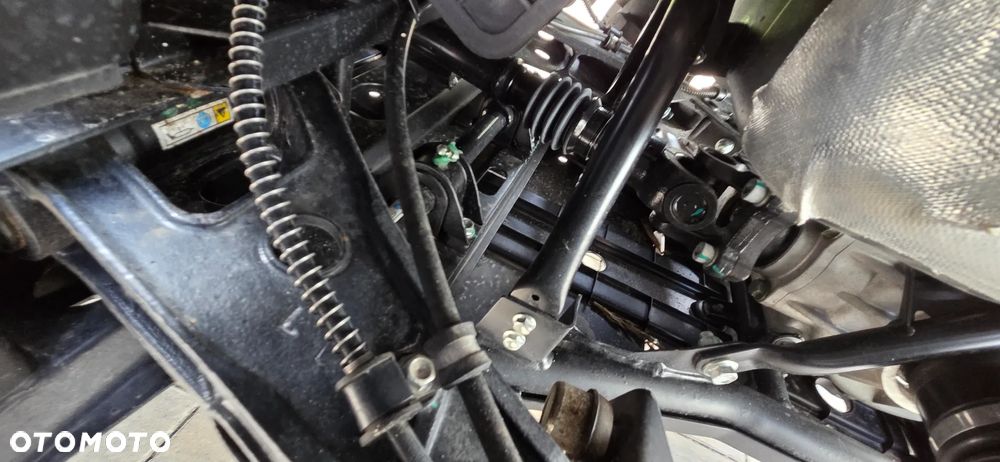 QJMOTOR SFA 1000 - 18