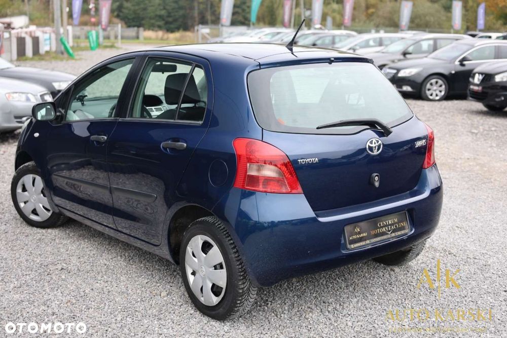Toyota Yaris - 3