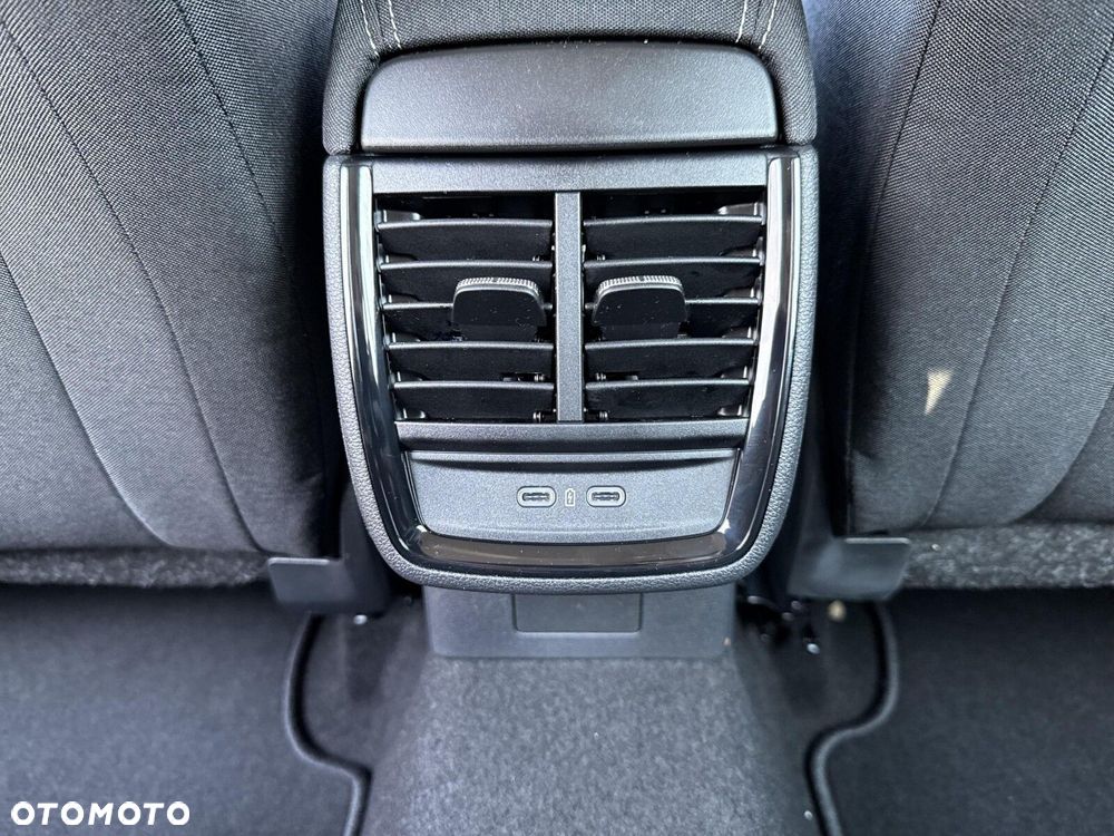 Skoda Kamiq 1.5 TSI Edition 130 DSG - 32