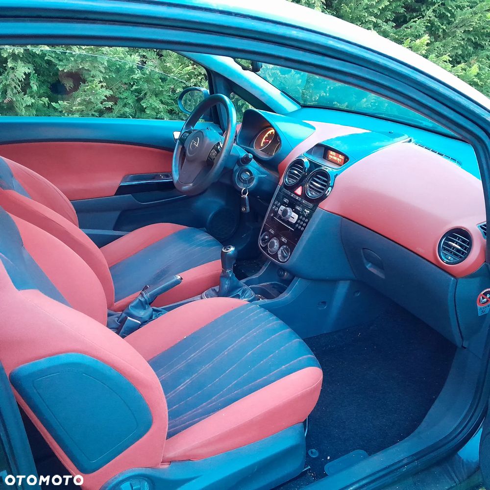 Opel Corsa - 8