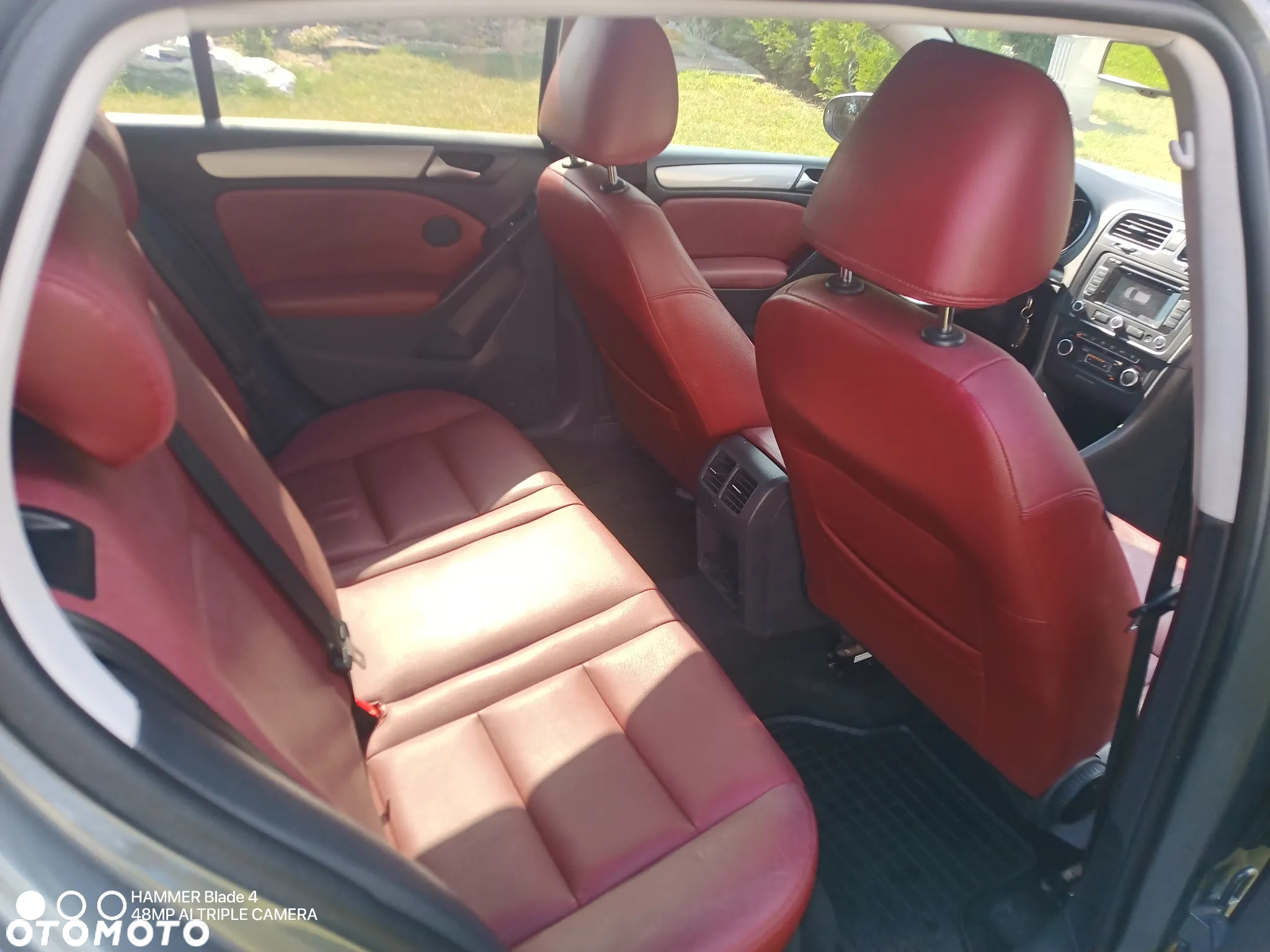 Volkswagen Golf - 6