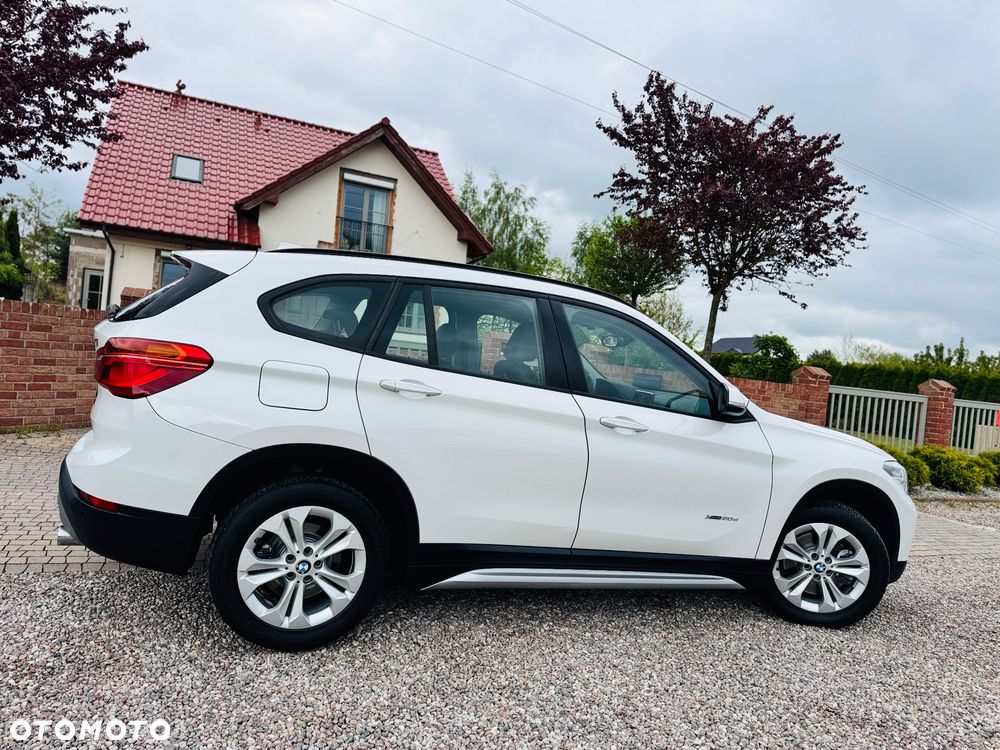 BMW X1 xDrive20d Sport Line sport - 35
