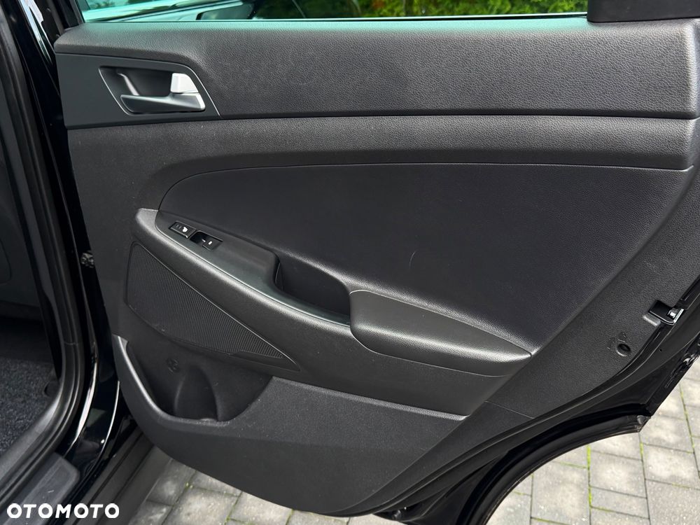 Hyundai Tucson 2.0 CRDi 4WD Intro Edition - 30