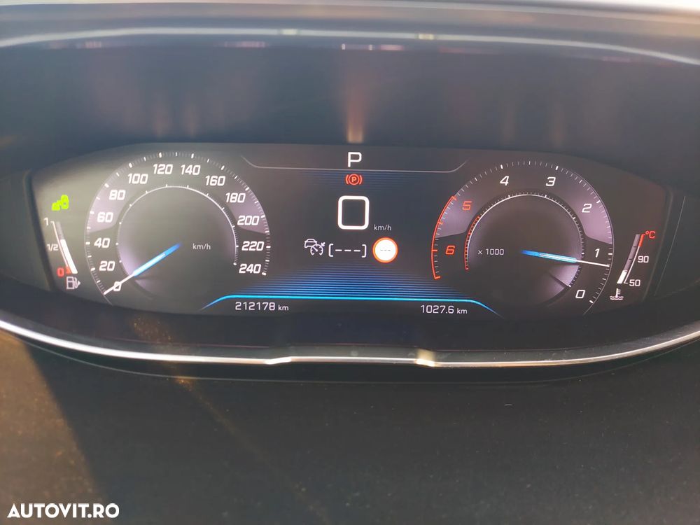 Peugeot 5008 BlueHDI 130 EAT8 GT - 8