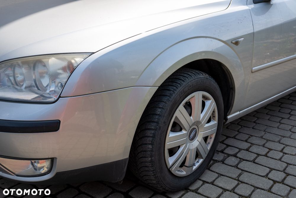 Ford Mondeo 1.8 Ambiente - 7
