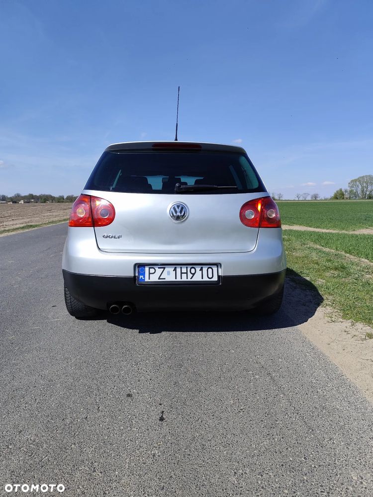 Volkswagen Golf 2.0 TDI DPF GT Sport DSG - 2