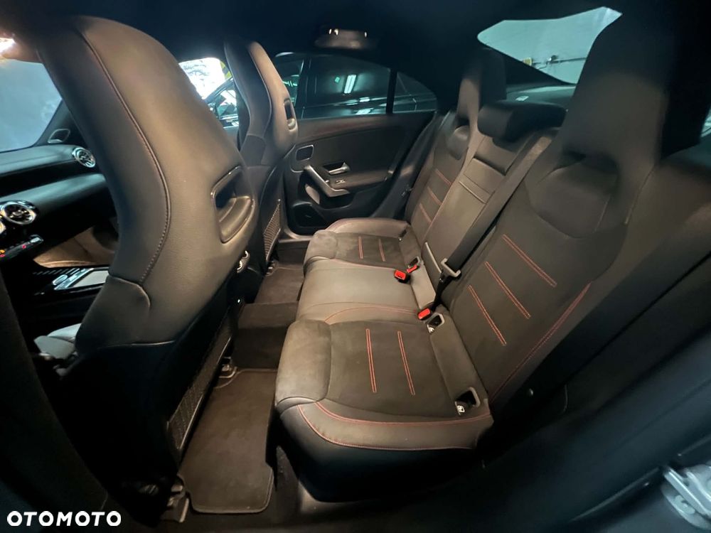 Mercedes-Benz CLA 200 AMG Line 7G-DCT - 6