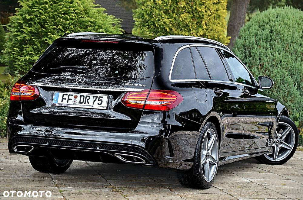 Mercedes-Benz Klasa C 250 7G-TRONIC AMG Line - 3