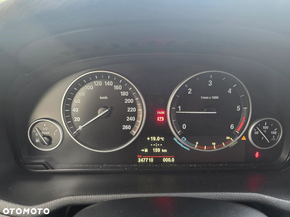 BMW X3 xDrive20d - 9