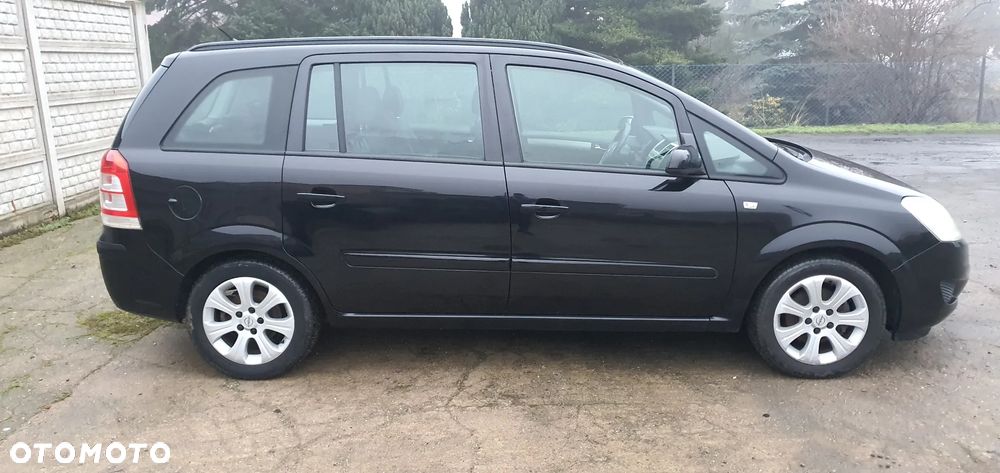 Opel Zafira - 4