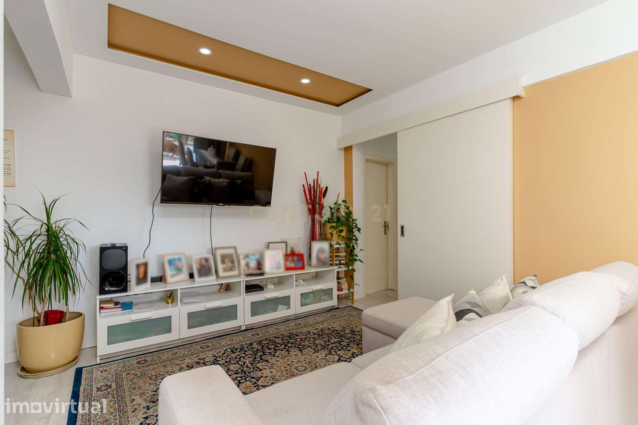 Apartamento T3 Renovado nas Paivas, Amora, Seixal - Grande imagem: 4/35