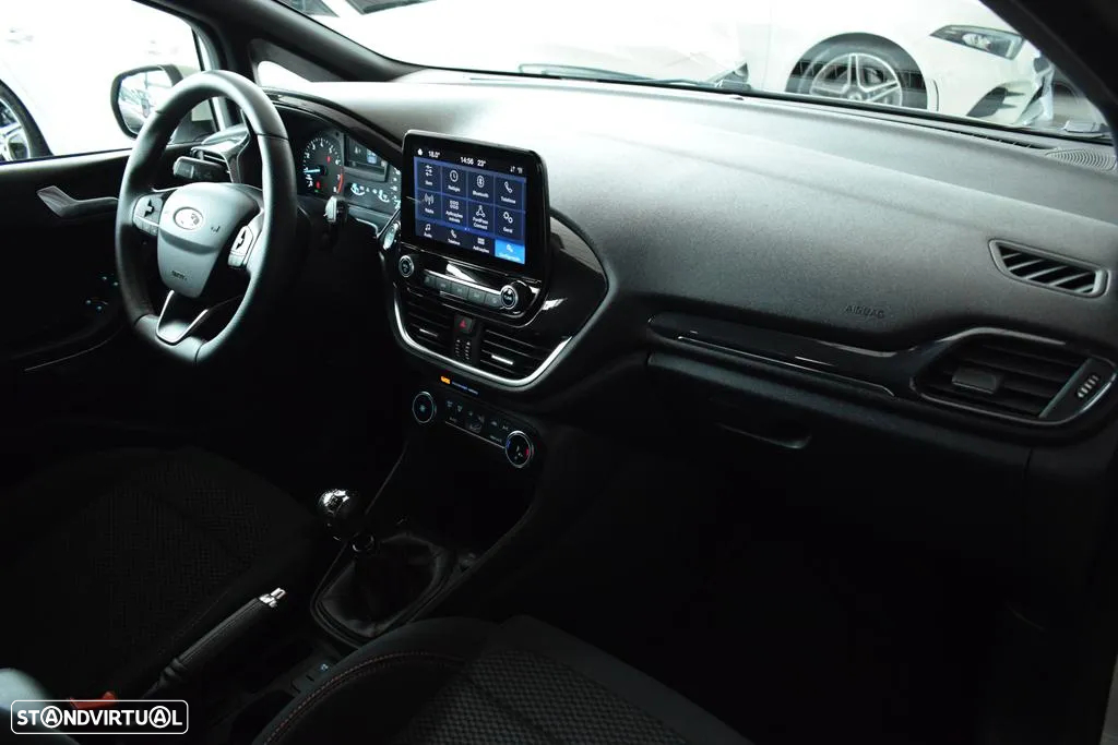 Ford Fiesta 1.0 EcoBoost ST-Line - 33