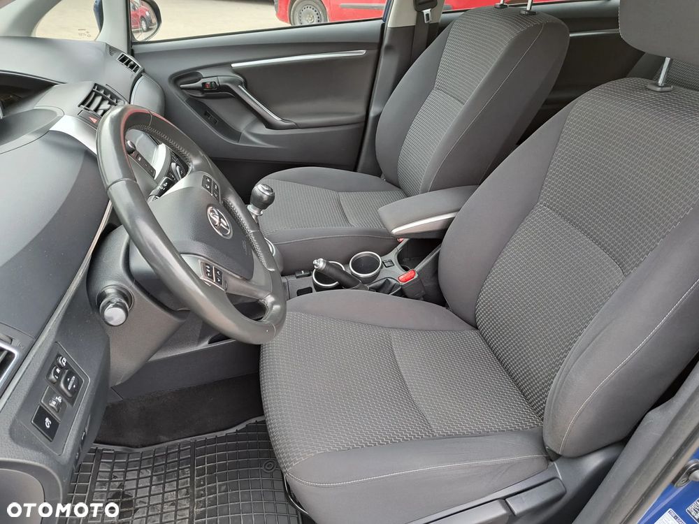 Toyota Verso - 17