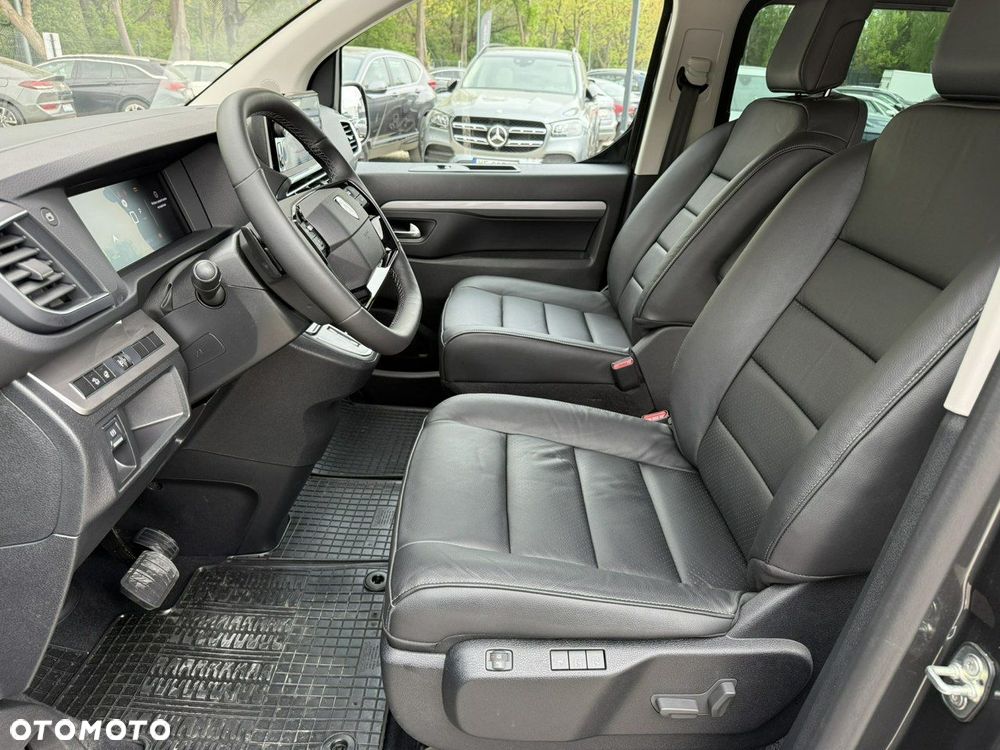 Peugeot Traveller - 3