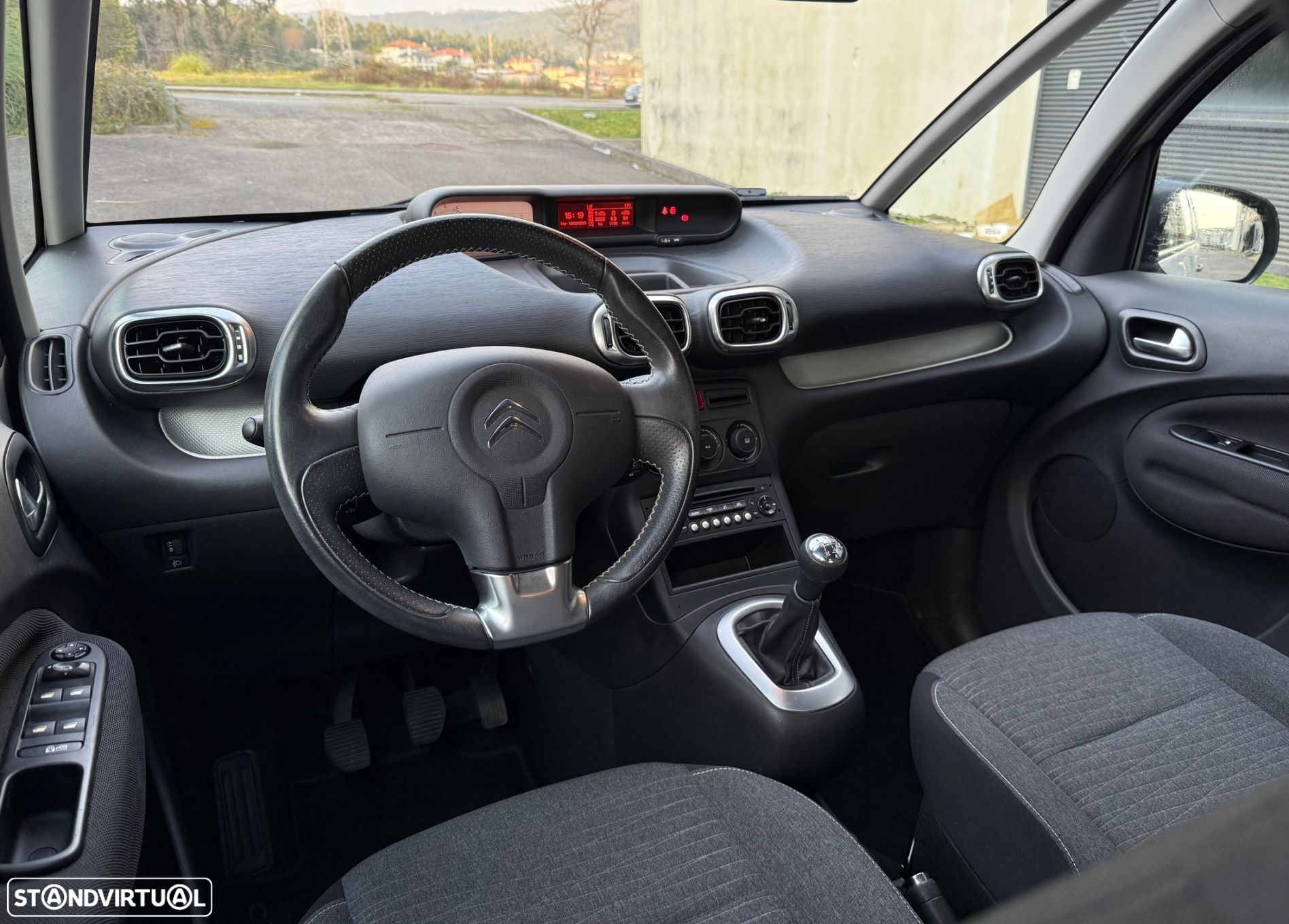 Citroën C3 Picasso PureTech Exclusive - 10
