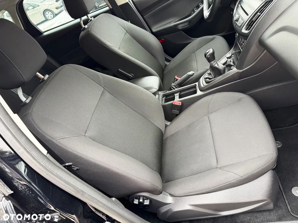 Ford Focus 1.0 EcoBoost Titanium - 21