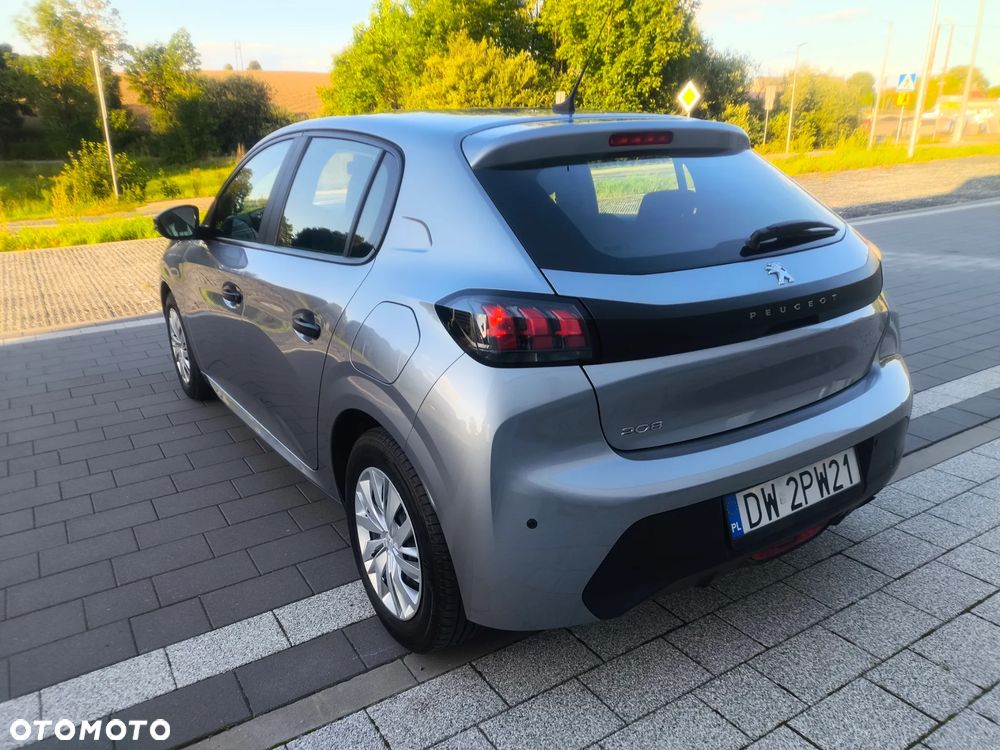 Peugeot 208 - 9