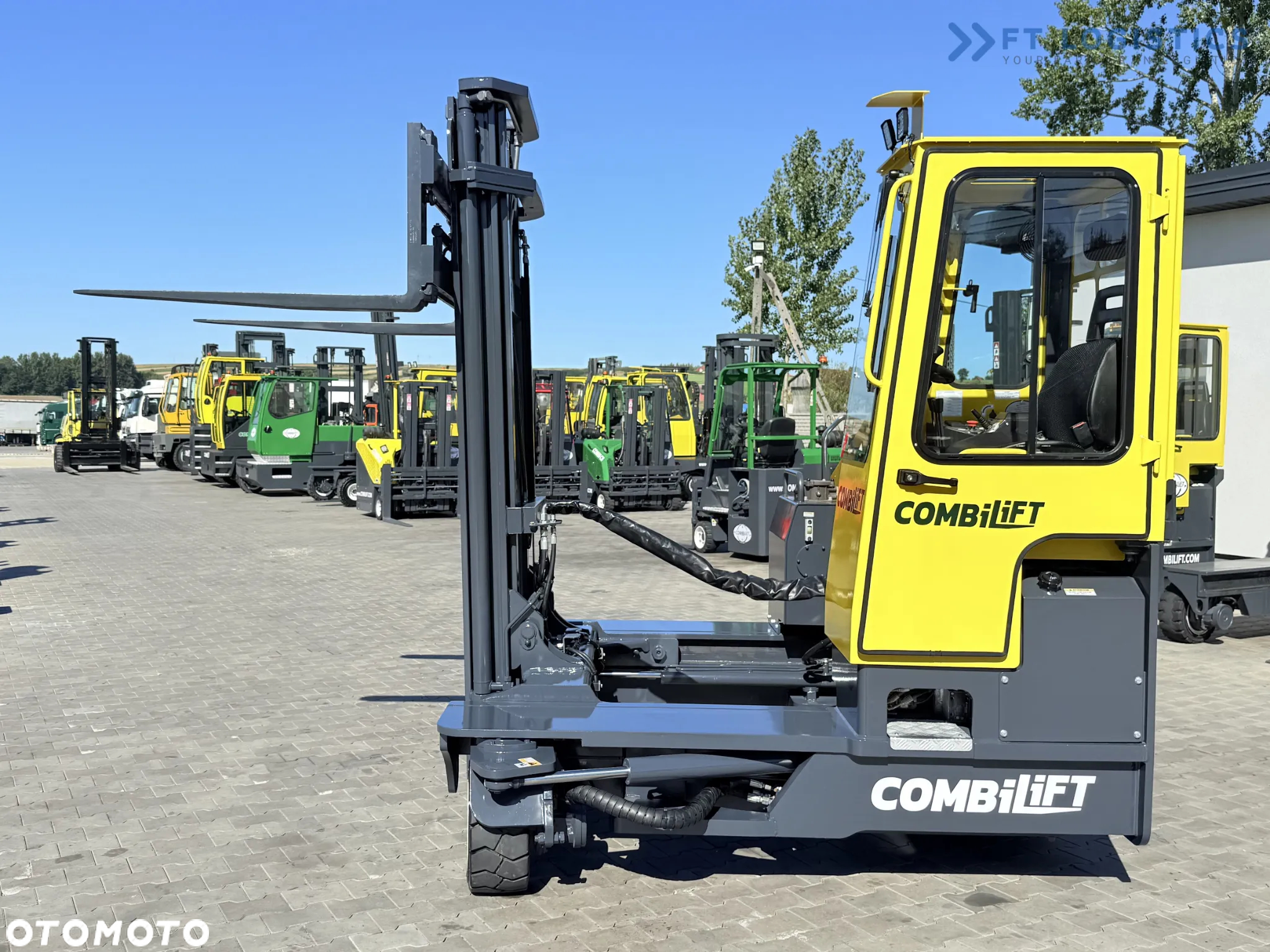Combilift WÓZEK CZTEROKIERUNKOWY - WIELOKIERUNKOWY C4000 / DIESEL / DUPLEX 4100MM /JEDYNE 2888 MOTOGODZIN /  POZYCJONER WIDEŁ / PEŁNA KABINA - OGRZEWANIE / STAN IDEALNY / Szeroka oferta wózków czterokierunkowych i bocznych, dopasowanych do różnorodnych potrzeb i zastosowań - 24