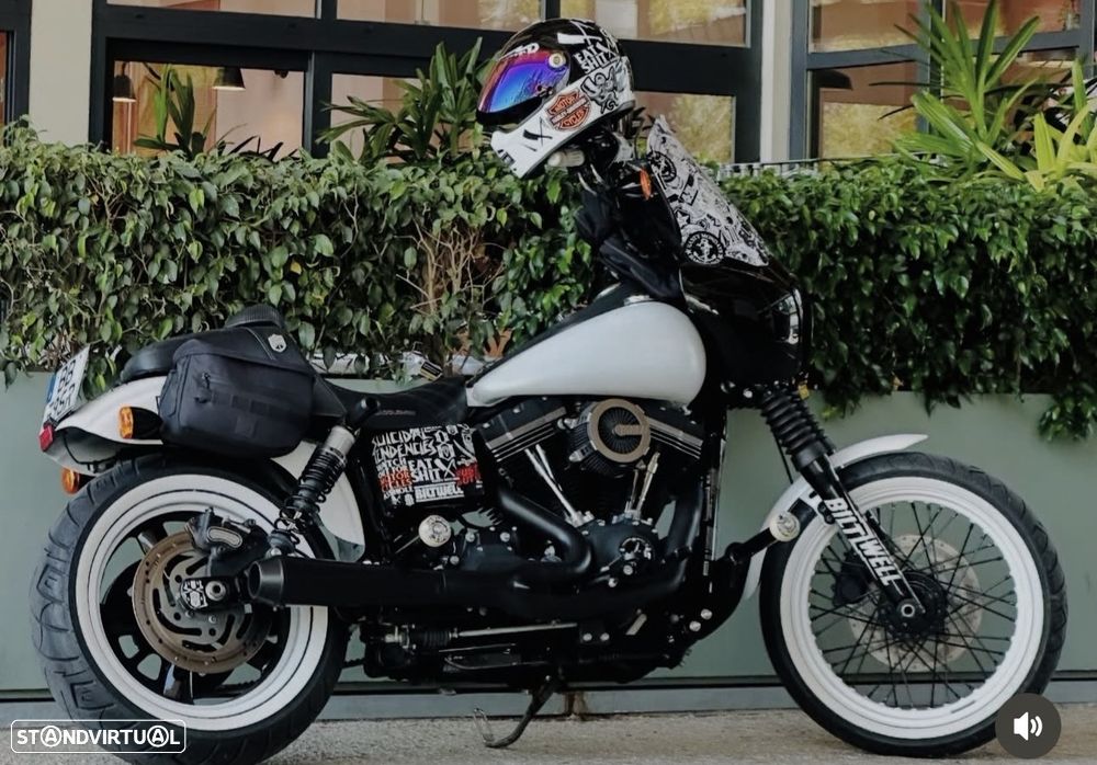 Harley-Davidson Dyna Street bob - 4