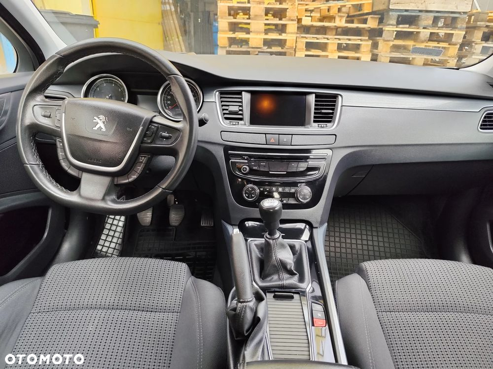 Peugeot 508 1.6 e-THP Active S&S - 15