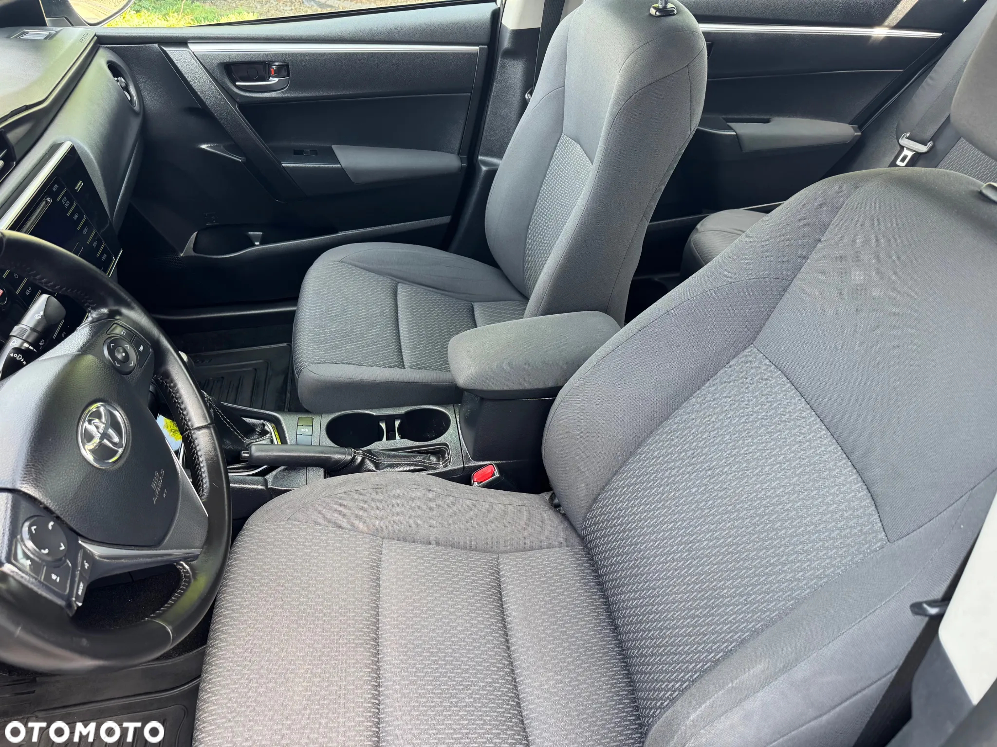 Toyota Corolla 1.4 D-4D Active - 8