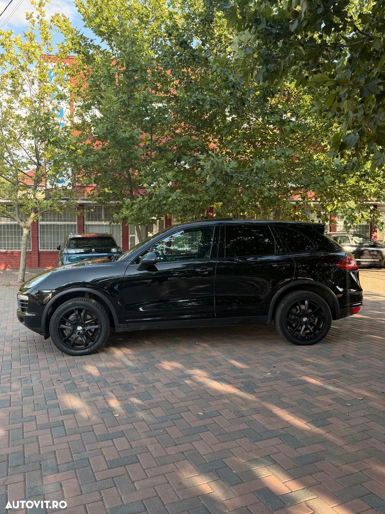 Porsche Cayenne 3.0TD TipTronic - 6