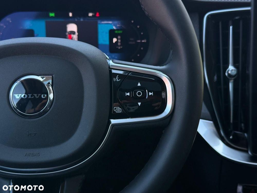 Volvo XC 90 T8 AWD Plug-In Hybrid Ultra Dark 7os - 15