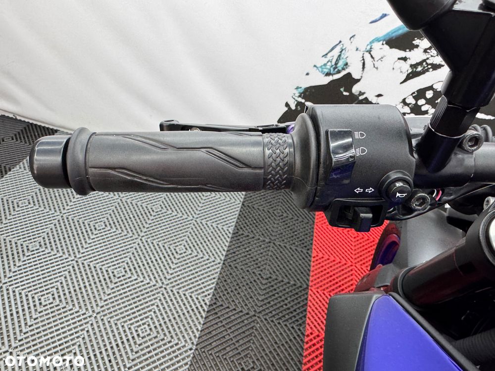 Yamaha MT - 21